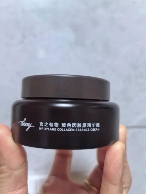 霜十大适合追求年轻肌肤的人AG旗舰厅网站首页抗皱面(图3)