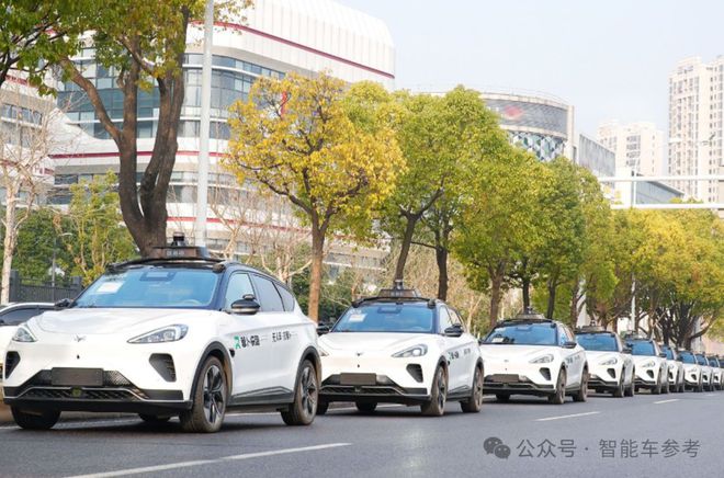 萝卜快跑拿掉了所有安全员AG旗舰厅网站一夜之间(图3)